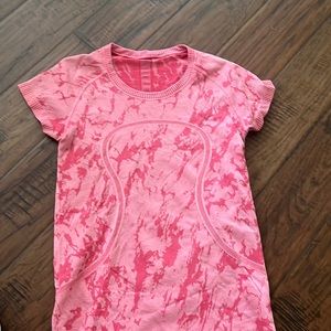 Lululemon Swiftly Tech- Sz 6